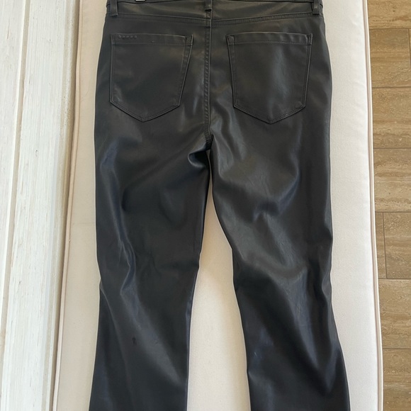 BLANKNYC Faux Leather Pant in Boom Bap
EUC - Picture 6 of 8